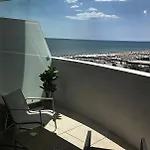 Apartment Axxis Luxury Mamaia