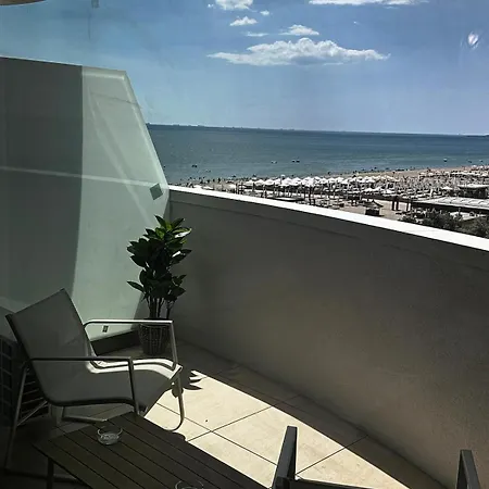 Apartament Axxis Luxury Mamaia